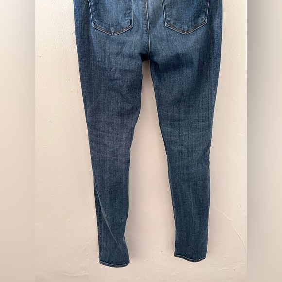 J BRAND - Skinny leg in Fray size 26 - Picture 9 of 14